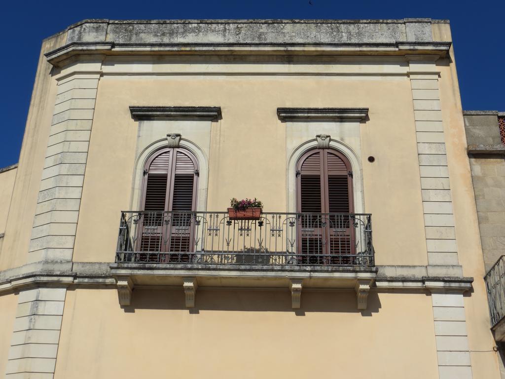 La Stella Di Keplero Hotel Cannole Exterior photo